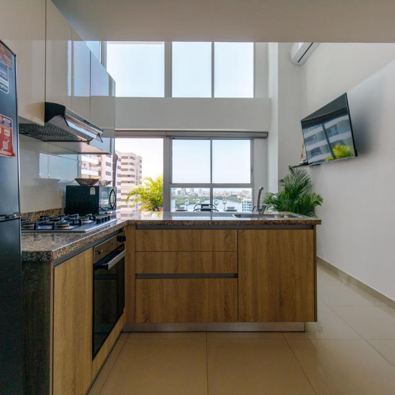 Apartamento de tres alcobas - Three-Bedroom Apartment - 60