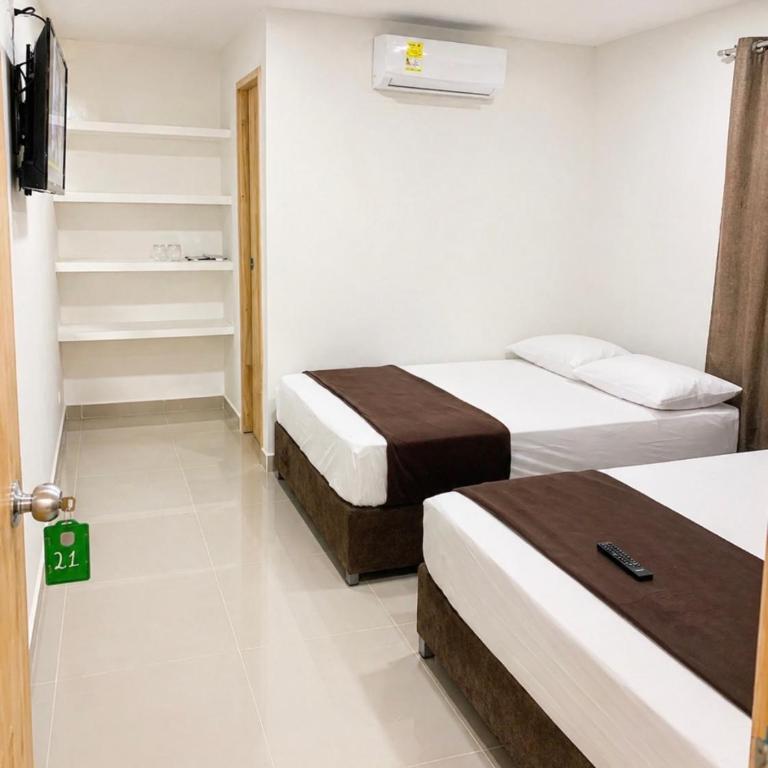 Hotel Playarena - Standard Quadruple Room - 2