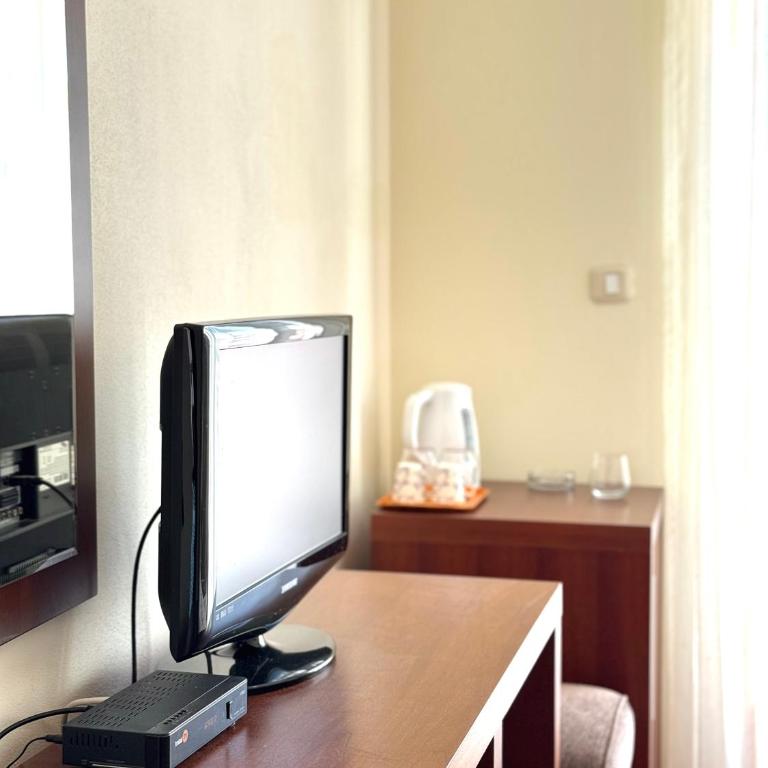 Apartments MUN Petrovac - Deluks Dvokrevetna Soba sa Bračnim Krevetom i Pogledom na More - 2
