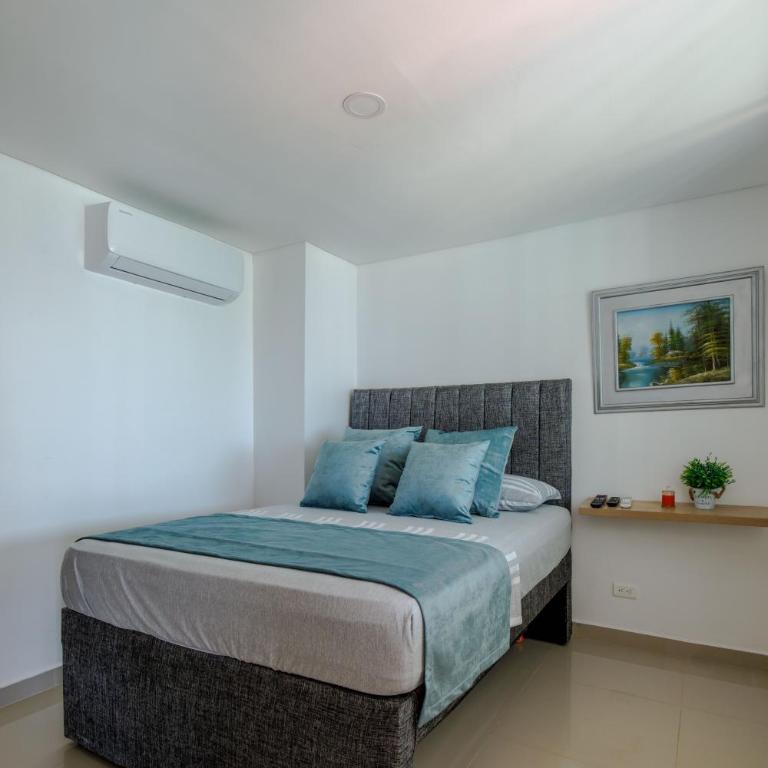 Excelente Apartamento Cartagena - Three-Bedroom Apartment - 71