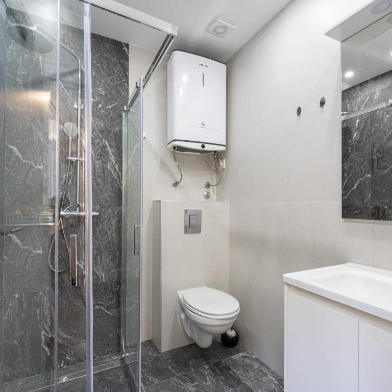 Hillside Apartments - Studio - 6