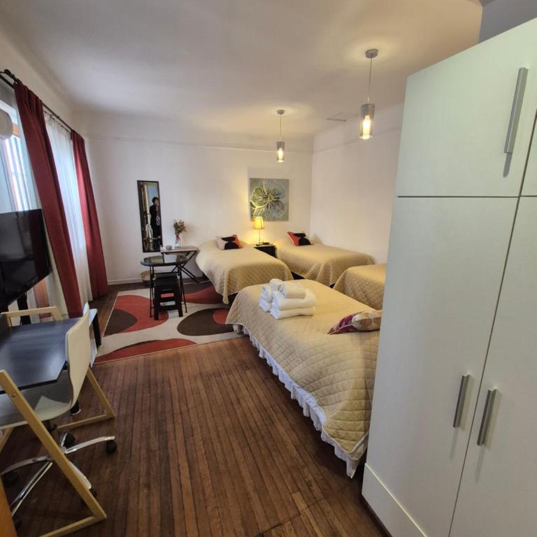 Hostal Boutique Casa La Barca - Triple Room with Balcony - 2