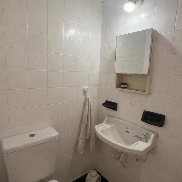 Departamento amplio y muy luminoso - Apartamento de 3 dormitorios con balcón - 11