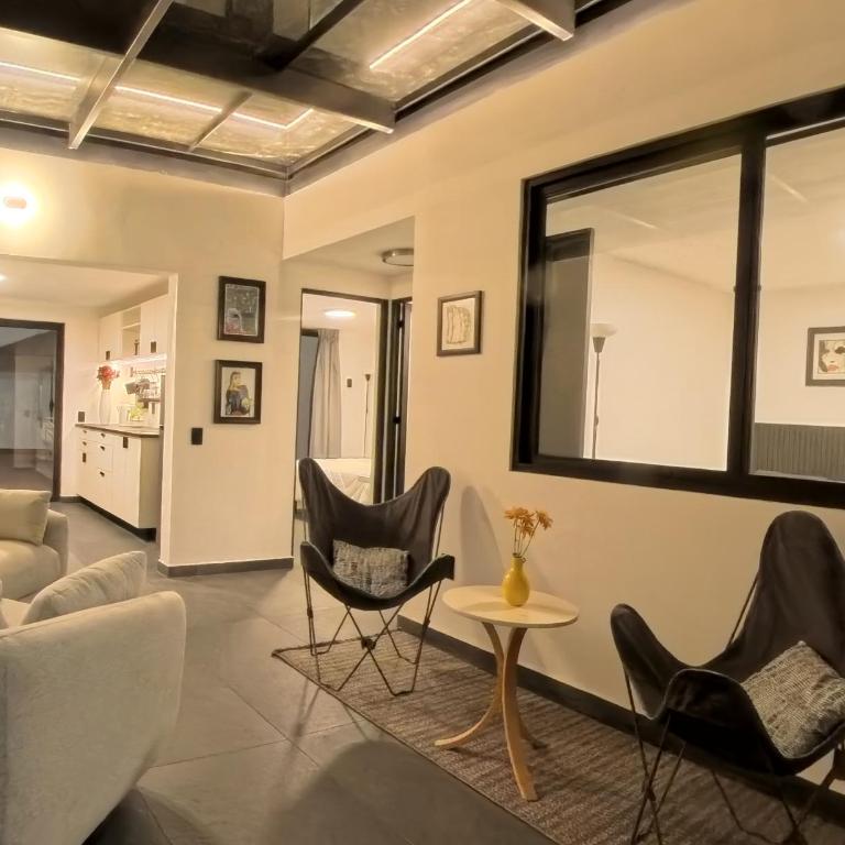 Mi Otra Casa Coyoacan - Quadruple Room with Terrace - 52