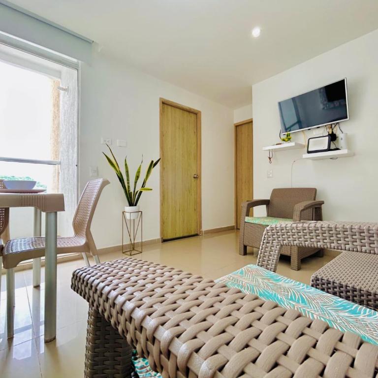 Moderno apto cerca a la ciudad amurallada a 300 metros del mar - Two-Bedroom Apartment - 8