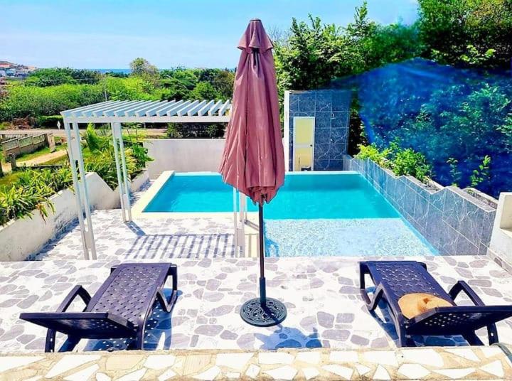 Casa turística con piscina privada y vista al mar - Casa - 14