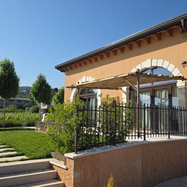 Agriturismo Igino - Camere fra Vigneti della Valpolicella - Camera Matrimoniale con Bagno Privato - 4