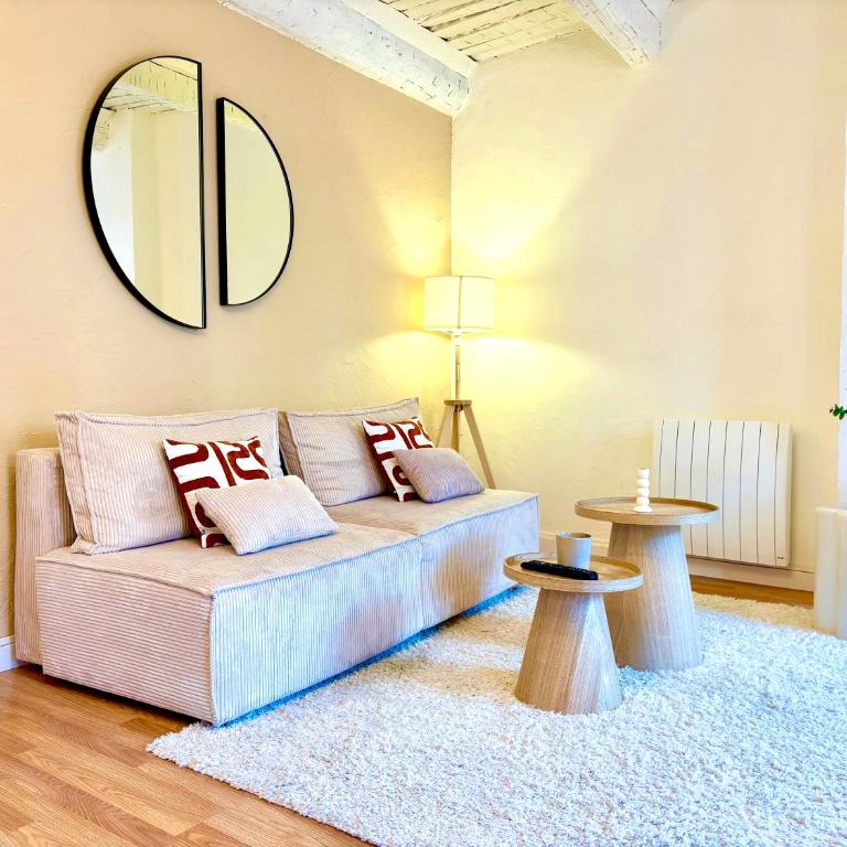 T2 lumineux Balcon ensoleillé au cœur du Vieux-Toulon - Apartment mit 1 Schlafzimmer - 3