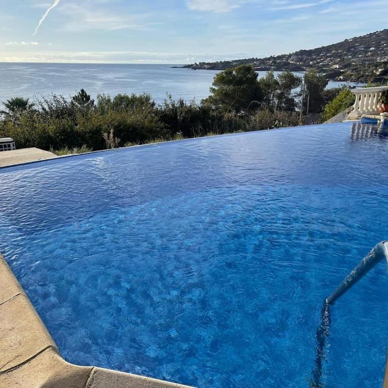 Maison 5 chambres, 180 degrés vue mer exceptionnelle - Five-Bedroom House - 28