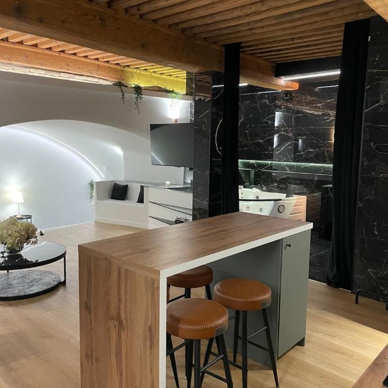 Love Room standing-Cœur de Lyon - Appartamento con 2 Camere da Letto - 13