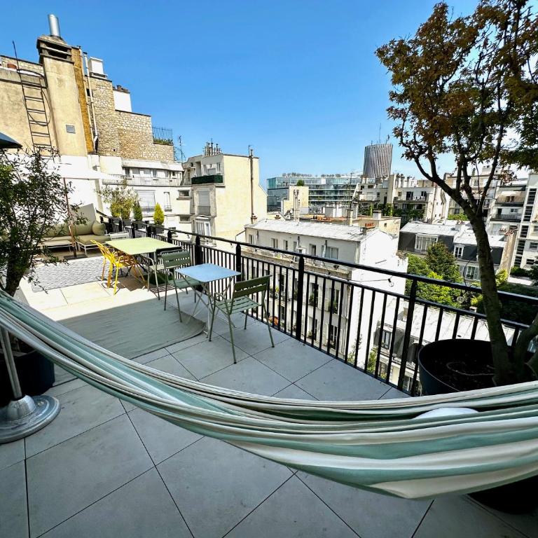 Rare ! 4BR Penthouse with terraces, up to 7p, near Champs-Elysées - Appartamento Deluxe con 4 Camere da Letto - 28