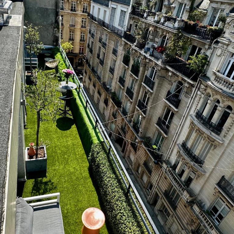 Rare ! 4BR Penthouse with terraces, up to 7p, near Champs-Elysées - Appartamento Deluxe con 4 Camere da Letto - 18