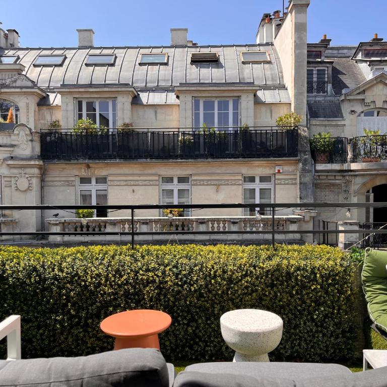 Rare ! 4BR Penthouse with terraces, up to 7p, near Champs-Elysées - Appartamento Deluxe con 4 Camere da Letto - 34
