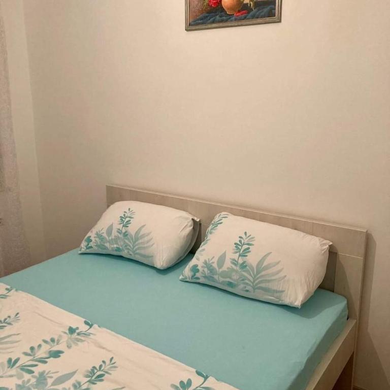 Apartment White - One-Bedroom Apartment - 5