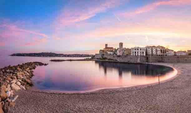 3-room apartment near old Antibes, sea view, 54m2, 3 pieces - Two-Bedroom Apartment - 7