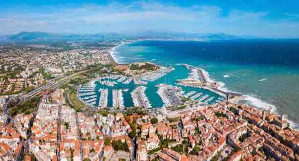 3-room apartment near old Antibes, sea view, 54m2, 3 pieces - Two-Bedroom Apartment - 8