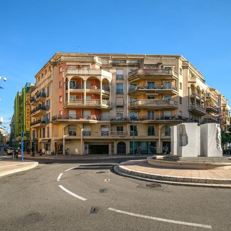 Le Coq Elisée - Parking - AC - Wi-Fi - Downtown - Estudio con vistas al mar - 11