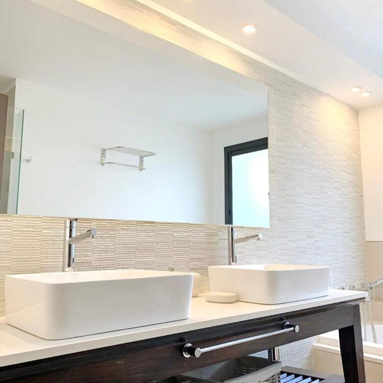 Punta del Este Relax House - 5 BR Private Pool, Parking - Villa - 6