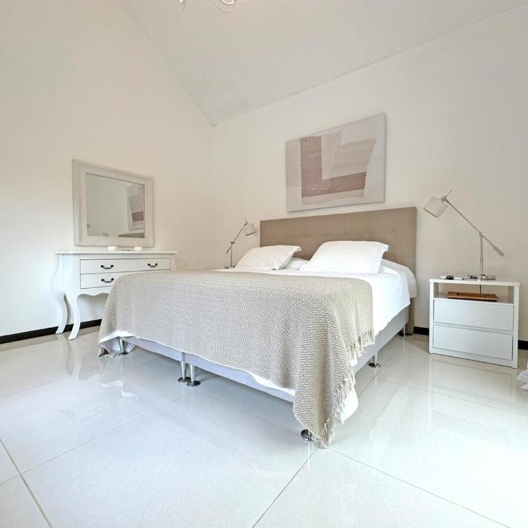 Punta del Este Relax House - 5 BR Private Pool, Parking - Villa - 19