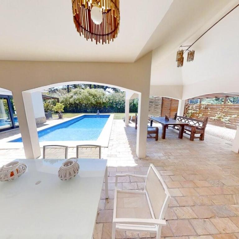Punta del Este Relax House - 5 BR Private Pool, Parking - Villa - 74