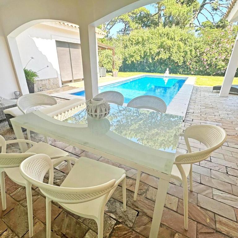 Punta del Este Relax House - 5 BR Private Pool, Parking - Villa - 75