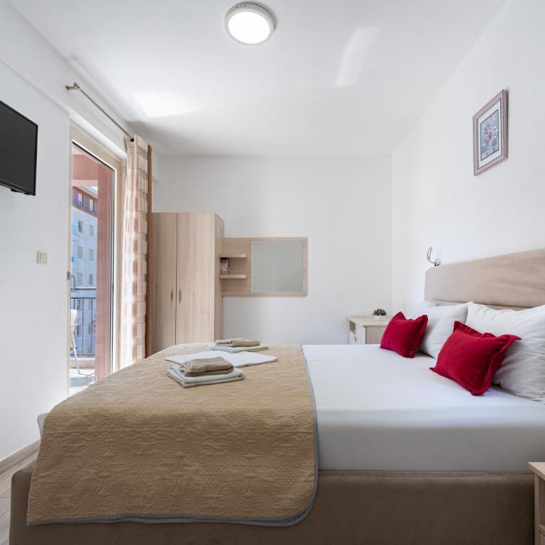 Villa Ines - Dvokrevetna Soba s Pomoćnim Ležajem - 12