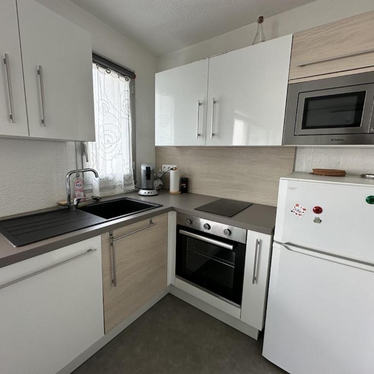 Appartement T2 en 1re ligne de plage au Couchant - Apartamento de 1 dormitorio con balcón - 6