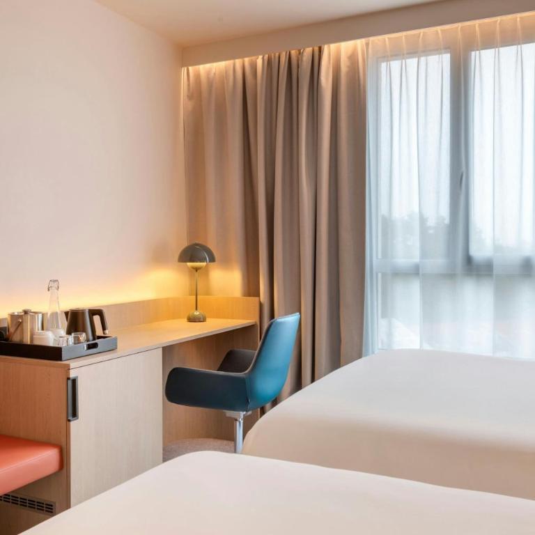 Courtyard by Marriott Paris Saint Denis - Camera Deluxe Doppia con Letti Singoli - 5