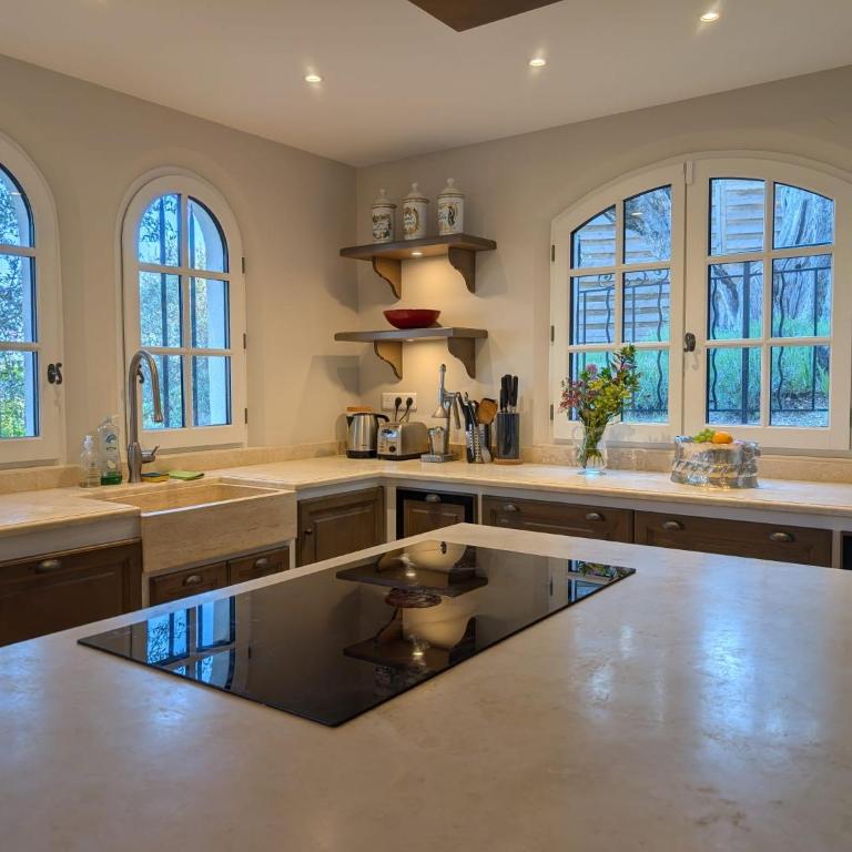 Luxury Villa and Panoramic View in Spéracèdes - Villa - 15