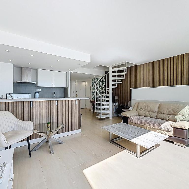 Le Rooftop - Front de mer & vue panoramique - One-Bedroom Apartment with Sea View and Terrace - 1
