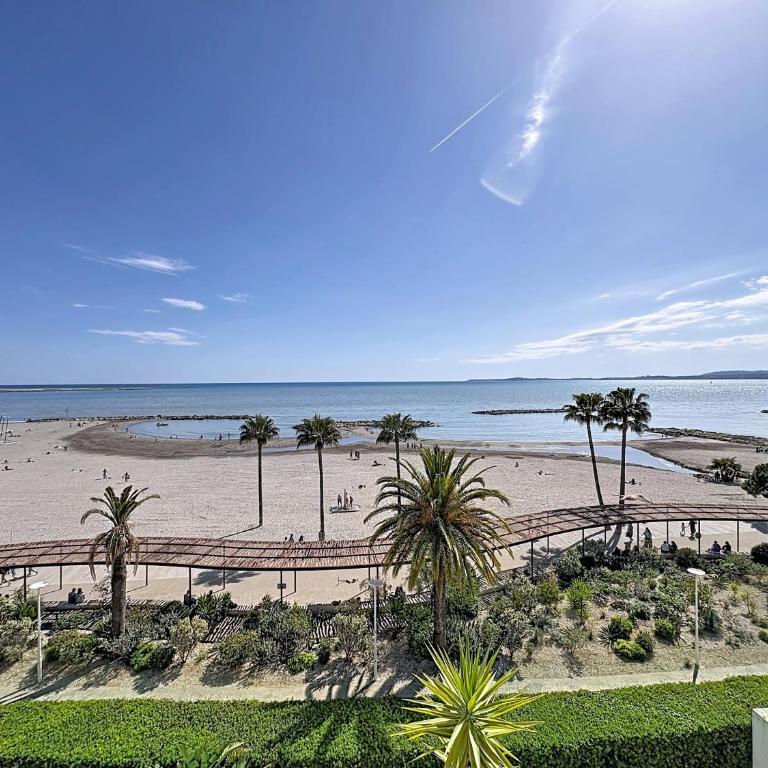 Le Rooftop - Front de mer & vue panoramique - One-Bedroom Apartment with Sea View and Terrace - 4