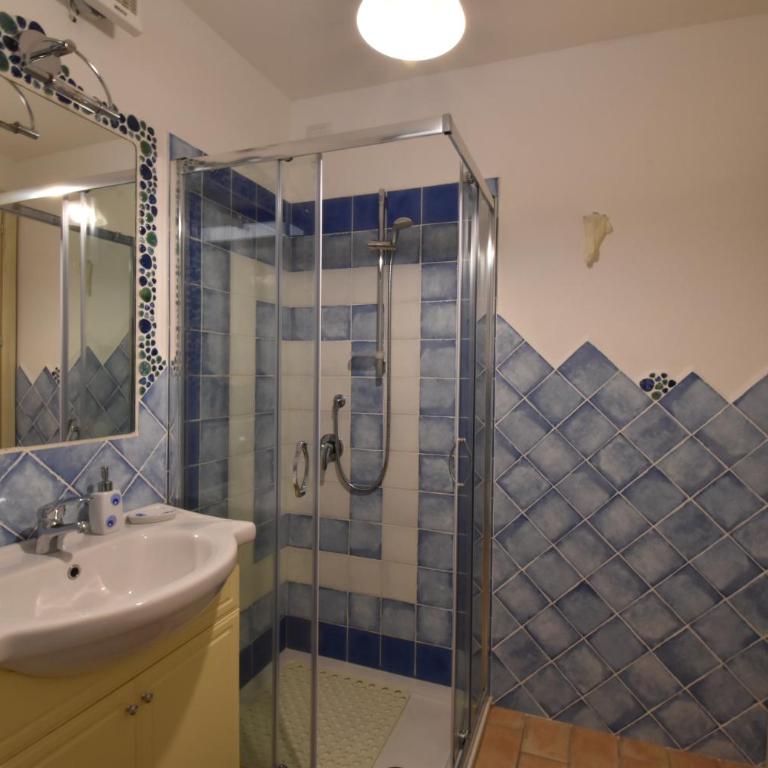 Da Graziella e Carlo - mare cristallino - Vicino a molte bellissime spiagge - Appartamento con 2 Camere da Letto - 4