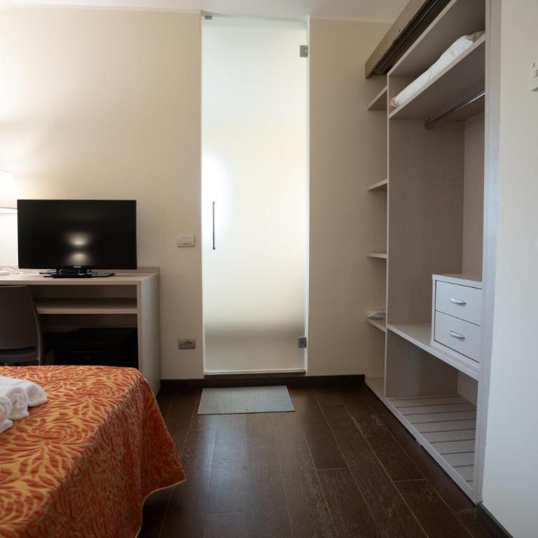Hotel Estense - Camera Matrimoniale/Doppia con Letti Singoli con Vista Mare - 13