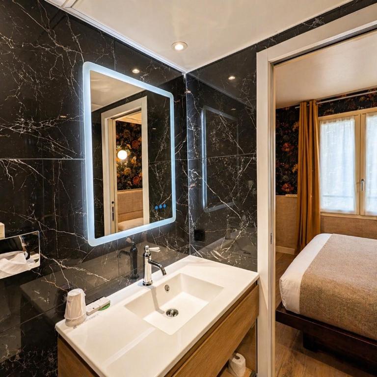 Hôtel de Notre-Dame - Chambre Deluxe - 7