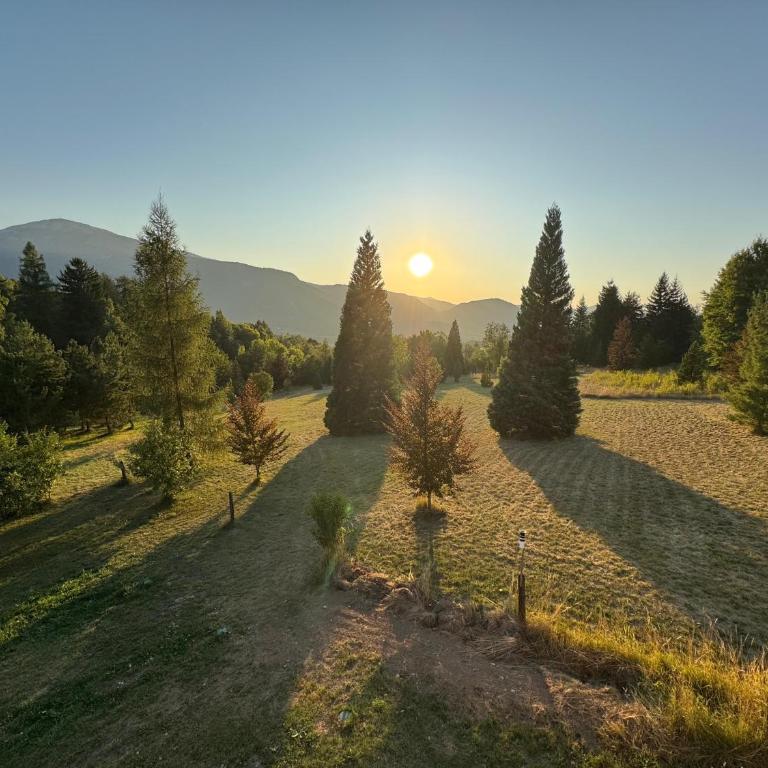Studio Cosy Calme-Nature - Chambre Double - Vue sur Montagne - 6