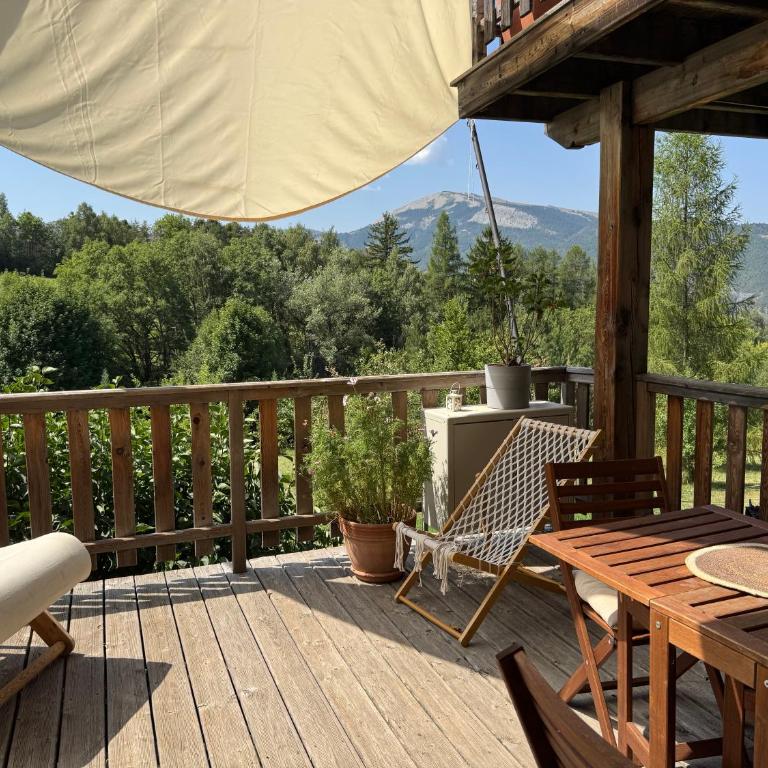 Studio Cosy Calme-Nature - Chambre Double - Vue sur Montagne - 16
