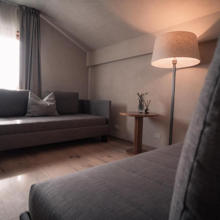 Das Panorama Dependance - Suite con balcón - 4
