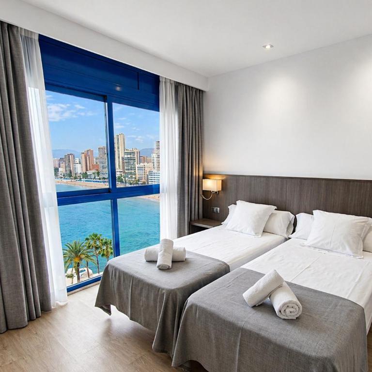 Hotel Bossh Lido - Habitación Doble Superior con vistas al mar - 2 camas - 4