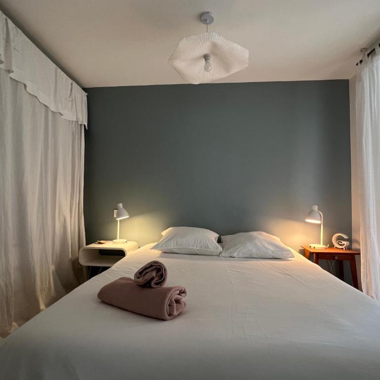 Charmante Maison de vacances, idéalement placée à 8 min à pied de la plage et des commerces - Maison 2 Chambres - 10
