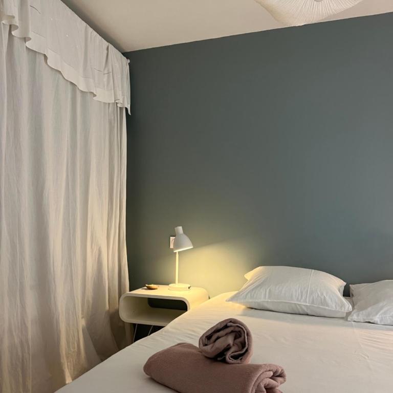 Charmante Maison de vacances, idéalement placée à 8 min à pied de la plage et des commerces - Maison 2 Chambres - 8