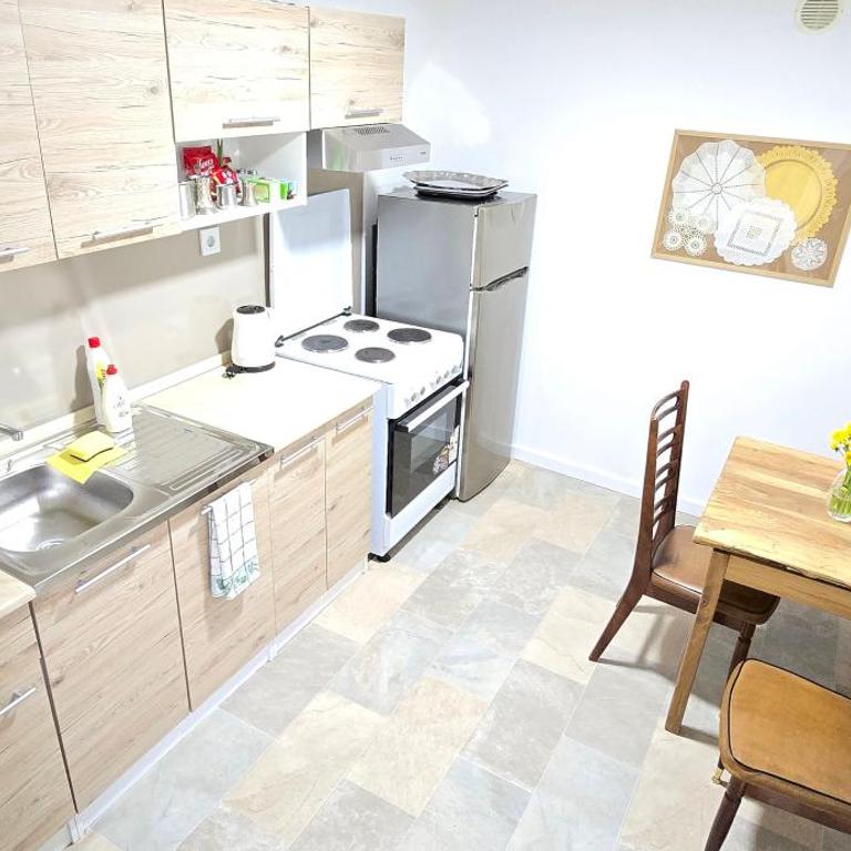 Guest House Fatima - Double Room with Private Bathroom - 7