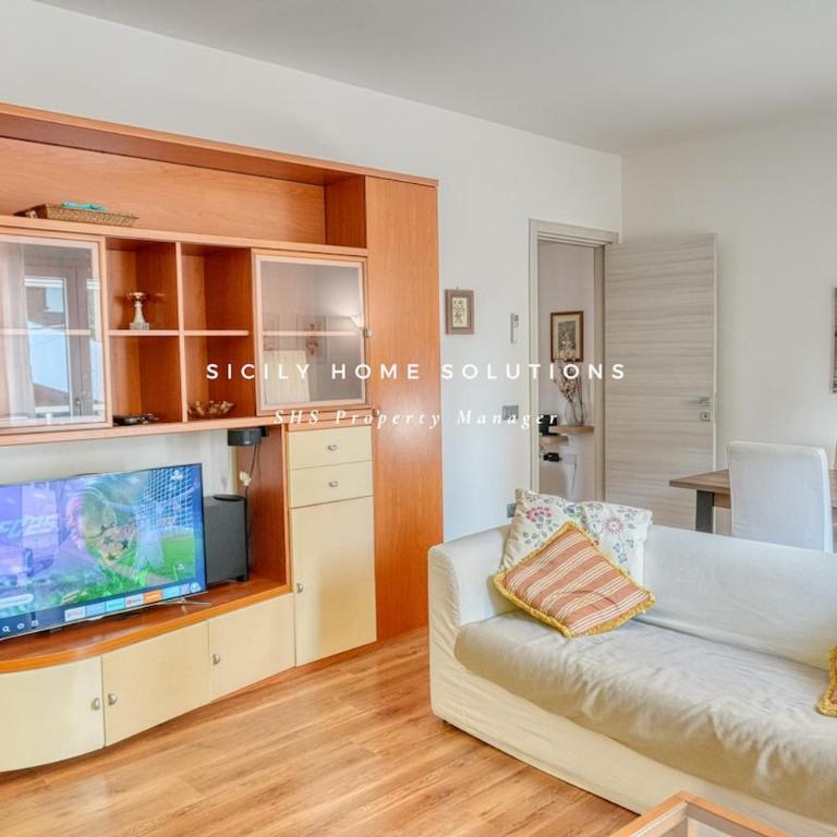 Comfortable apartment in the historic center of Marsala - Three-Bedroom Apartment - 11