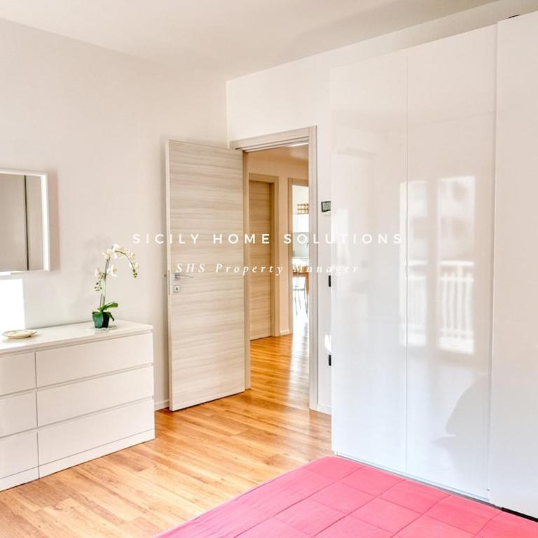 Comfortable apartment in the historic center of Marsala - Three-Bedroom Apartment - 21