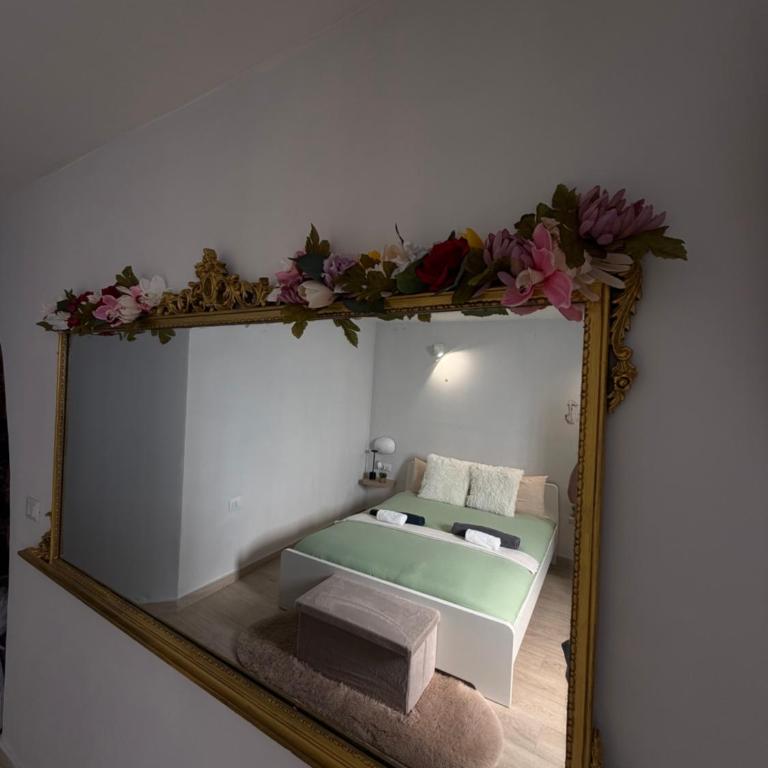 NestCity - One-Bedroom House - 2