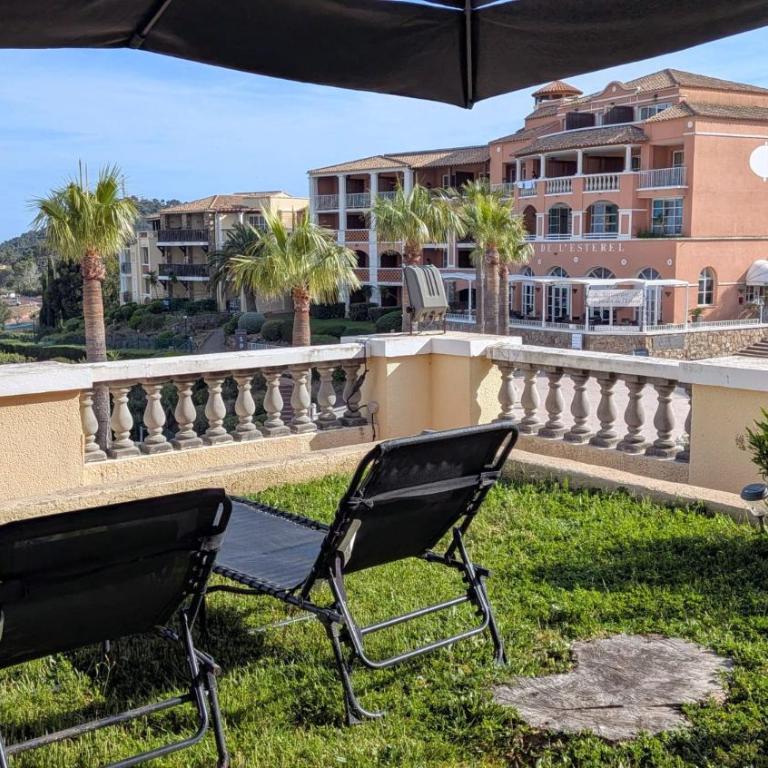 Cap Estérel, 2 pièces, jardin, vue mer et piscine - Appartement 1 Chambre - 10