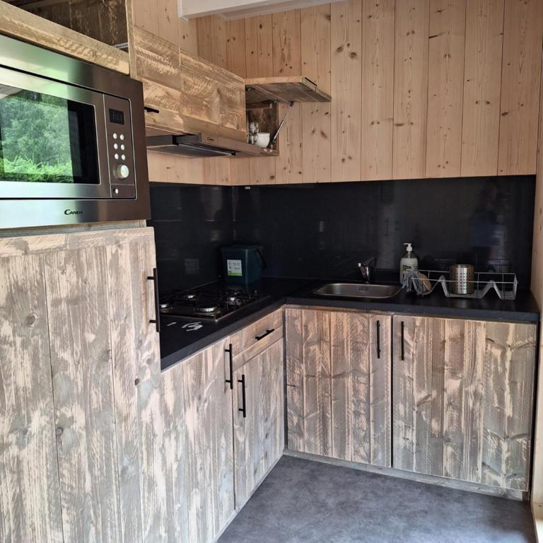 Tiny House - Cottages - Mobilhomes - Camping Les Granges Bas - Cottage 3 Chambres - 8