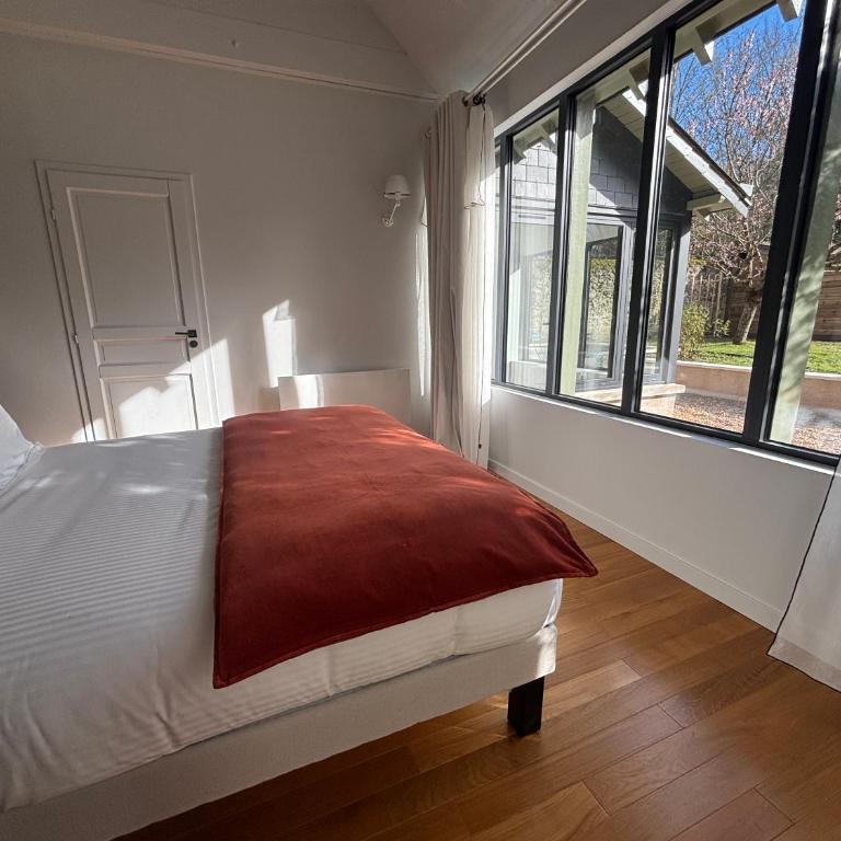 La Maison d'Amboise - Chambre Lit Queen-Size - Vue sur Jardin - 1