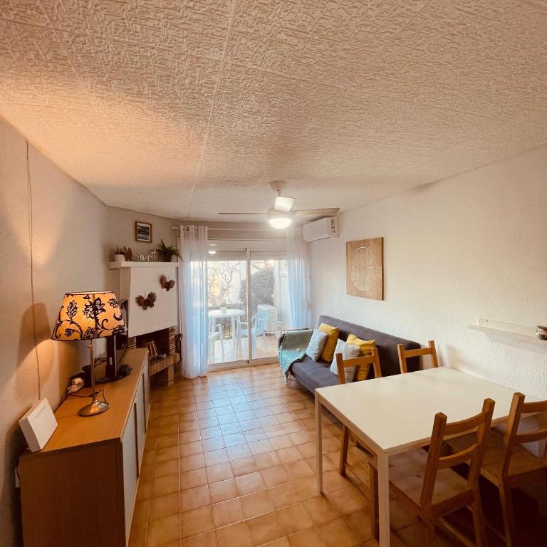 Apartment, short walk to the beach with aircon - Apartamento de 2 dormitorios con balcón y vistas al mar - 61