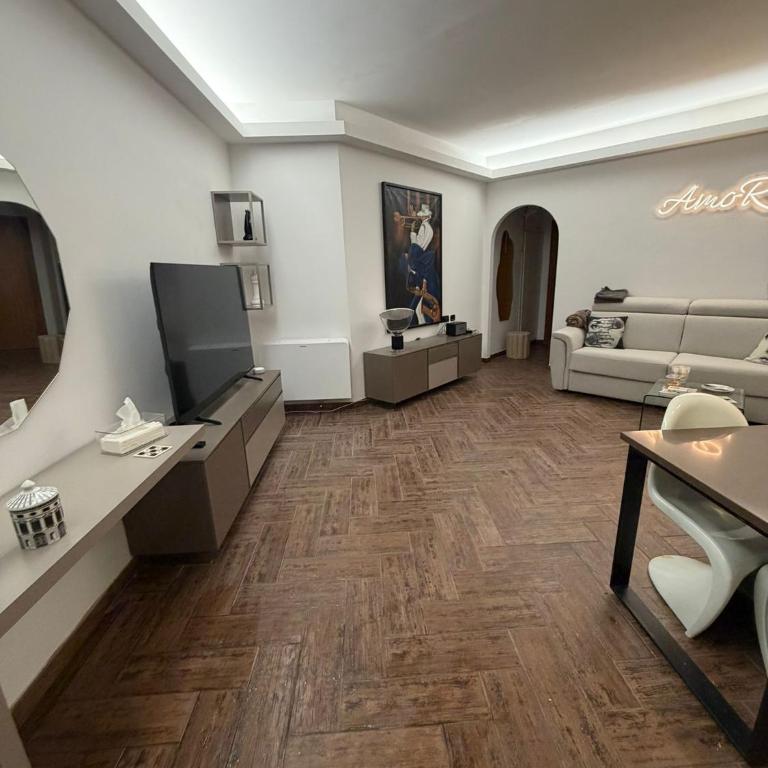Domus Fiorelli - Appartamento con 1 Camera da Letto - 56