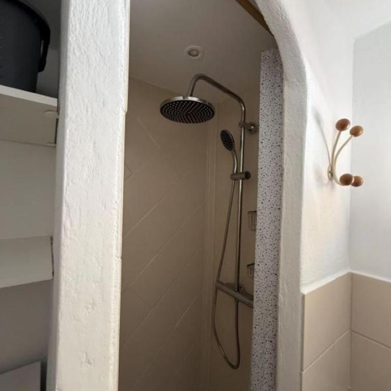 Grimaud - Maisonnette Climatisée 4 Personnes - Casa de 2 dormitorios - 15